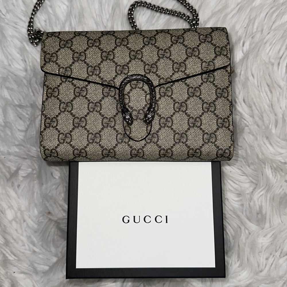 Gucci Dionysus GG supreme chain wallet